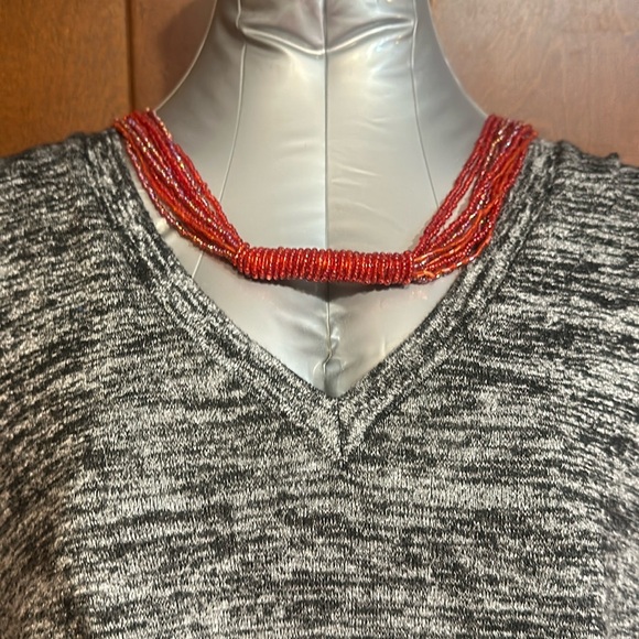 Lariat style multi strand beaded necklace - Picture 4 of 17